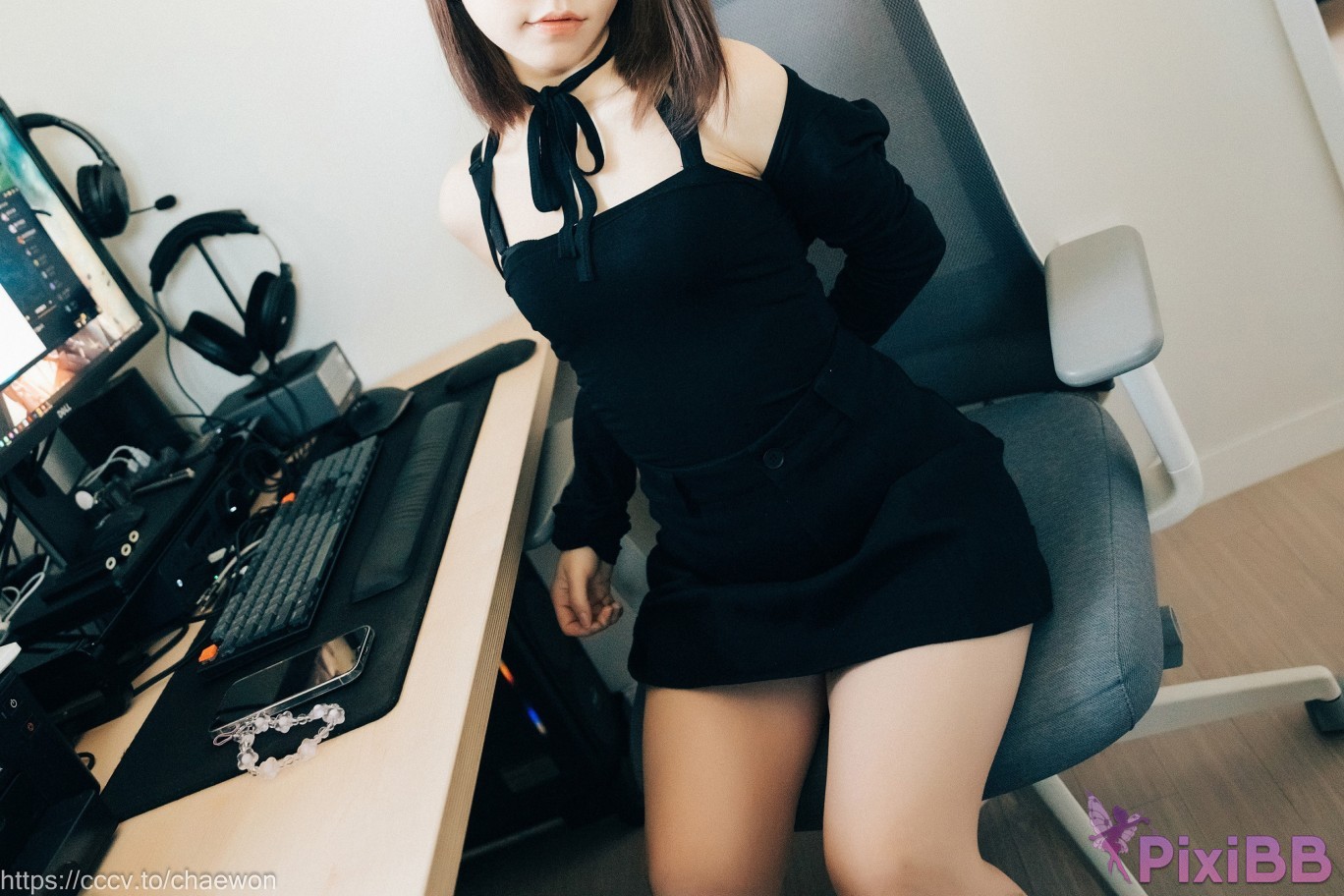 Loozy Yeri Visitor PixiBB.COM 038