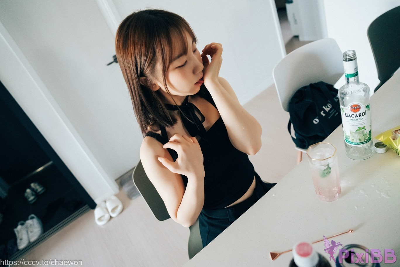 Loozy Yeri Visitor PixiBB.COM 047