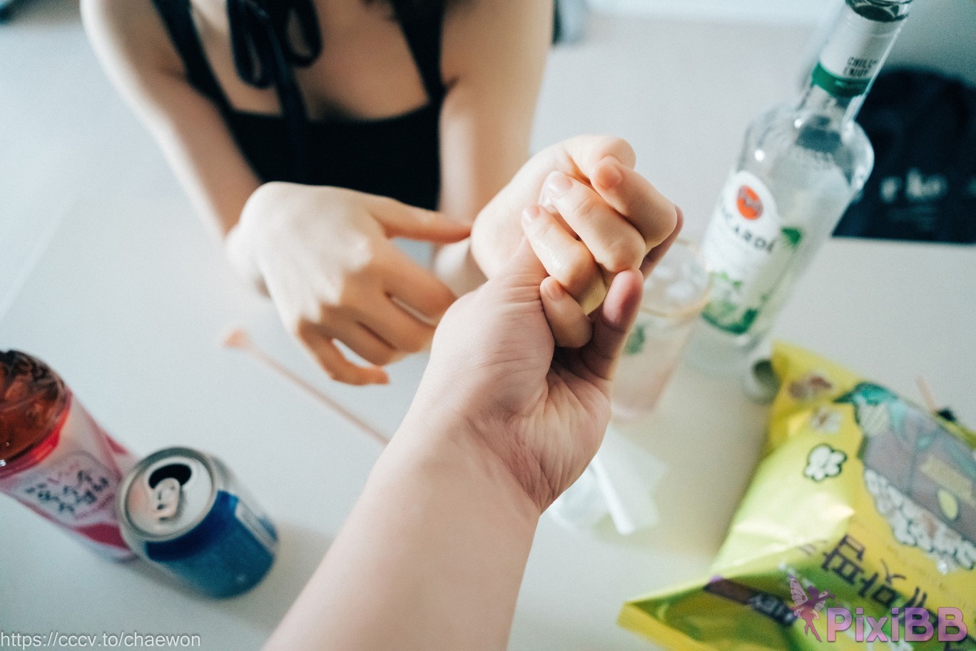 Loozy Yeri Visitor PixiBB.COM 049