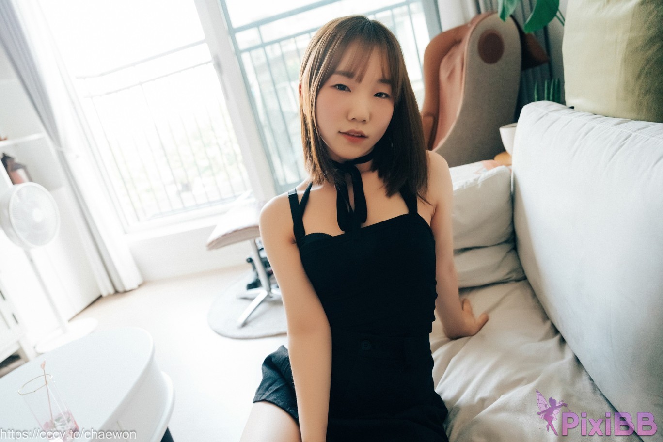 Loozy Yeri Visitor PixiBB.COM 057