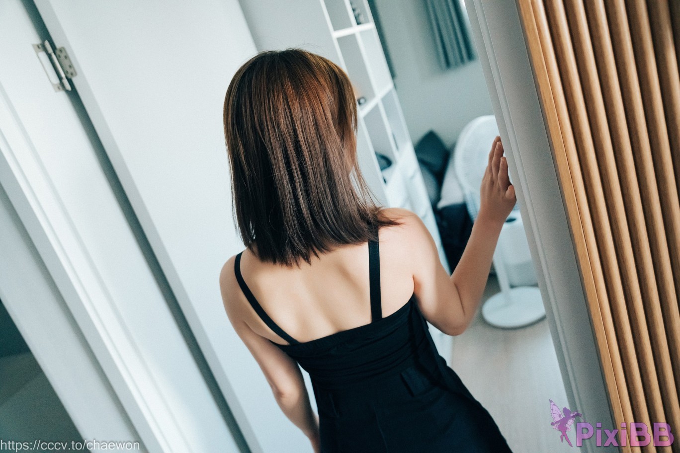 Loozy Yeri Visitor PixiBB.COM 083