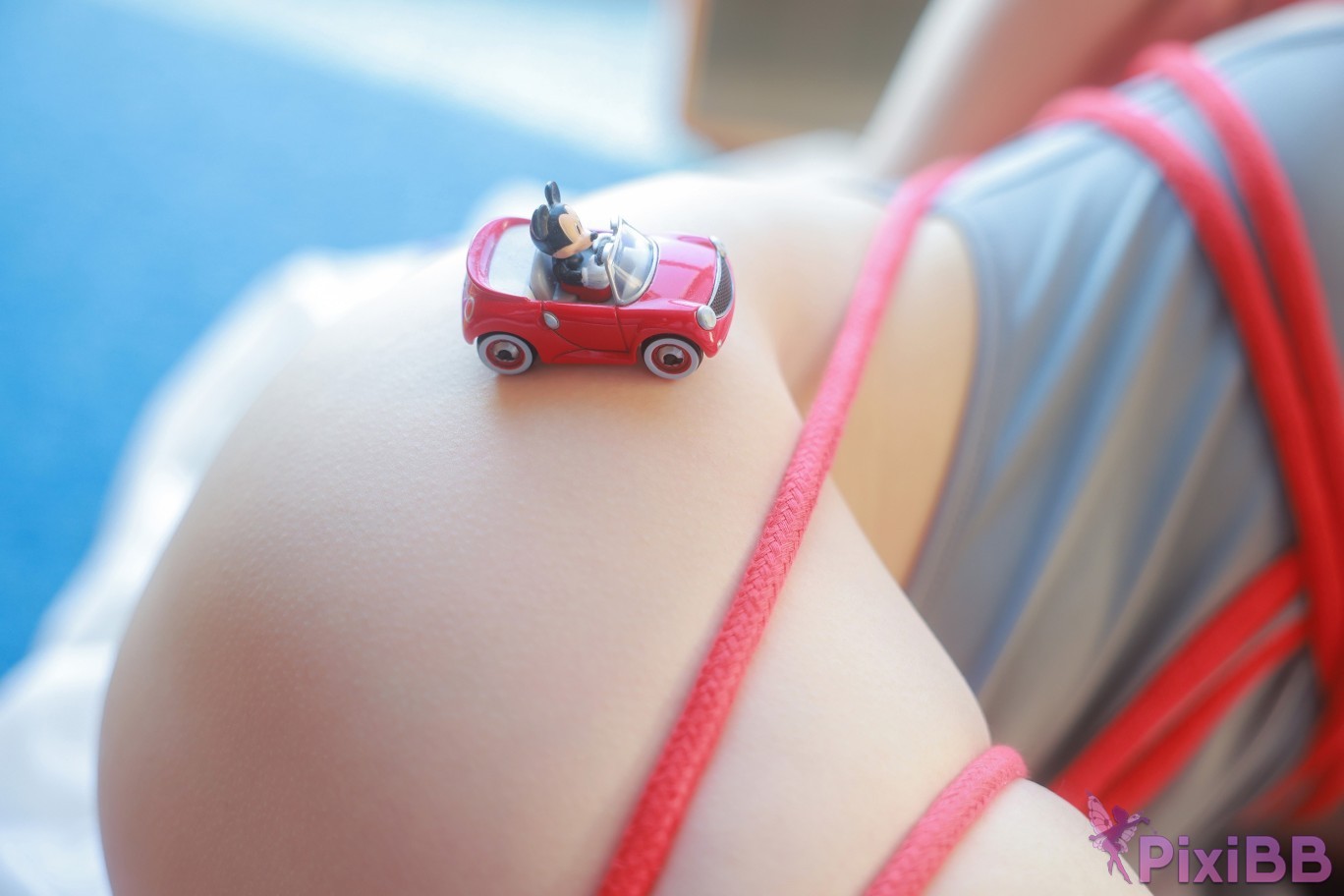 SWEETBOX Yeri Packaging Girl PixiBB.COM 100