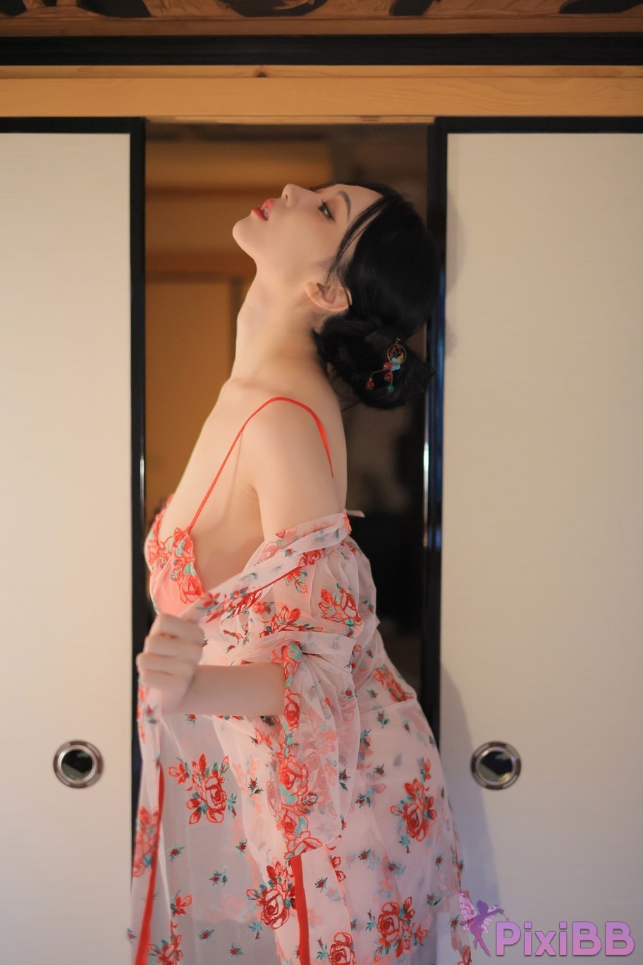 Yeon Woo Heat PixiBB.COM 045