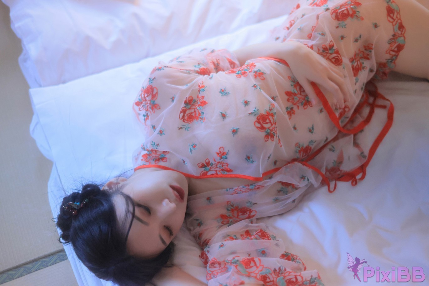 Yeon Woo Heat PixiBB.COM 084