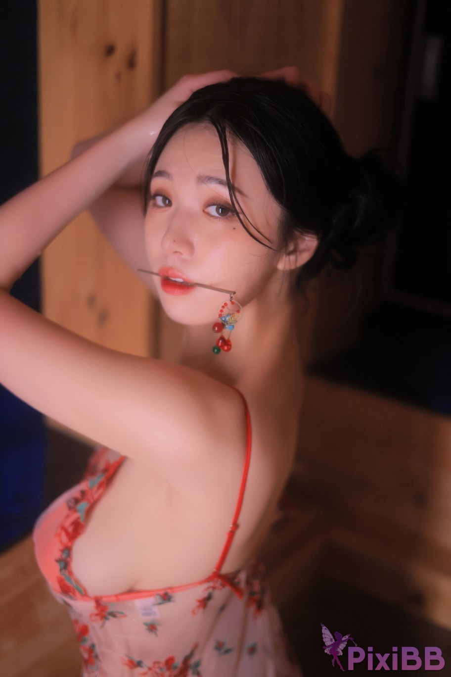 Yeon Woo Heat PixiBB.COM 131