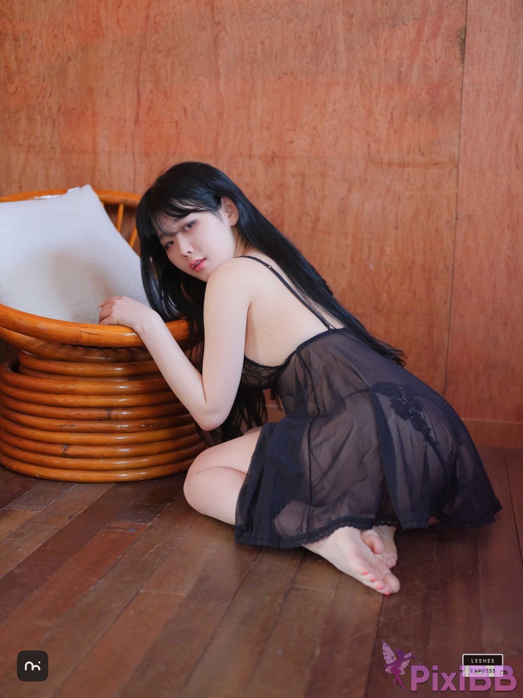 LE LEHF 211A Zia PixiBB.COM 030