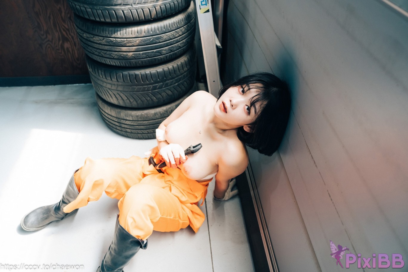 Loozy Zia Garage Girl PixiBB.COM 024