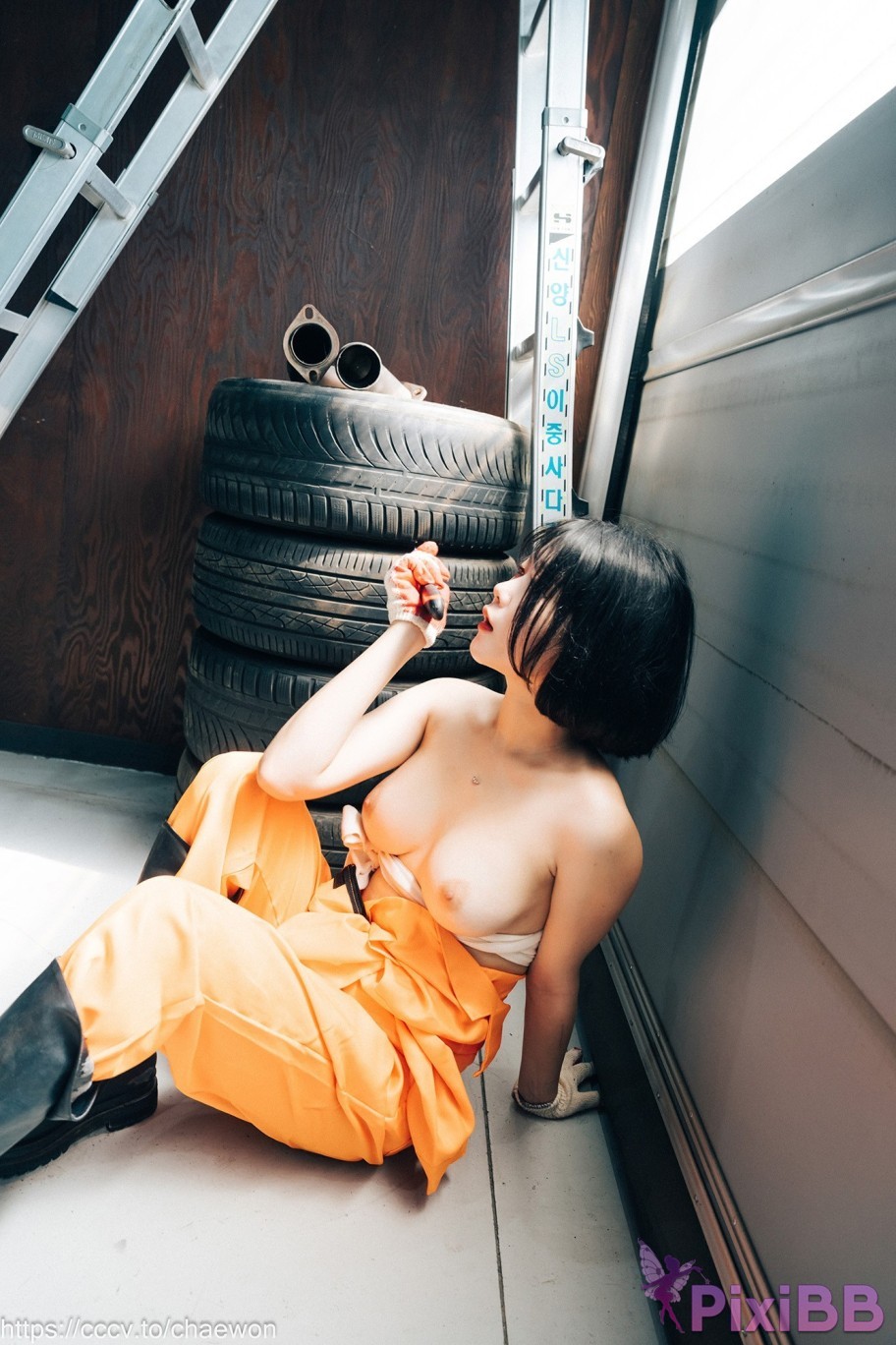 Loozy Zia Garage Girl PixiBB.COM 025