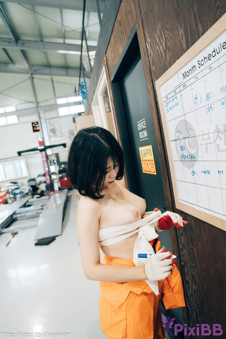 Loozy Zia Garage Girl PixiBB.COM 030