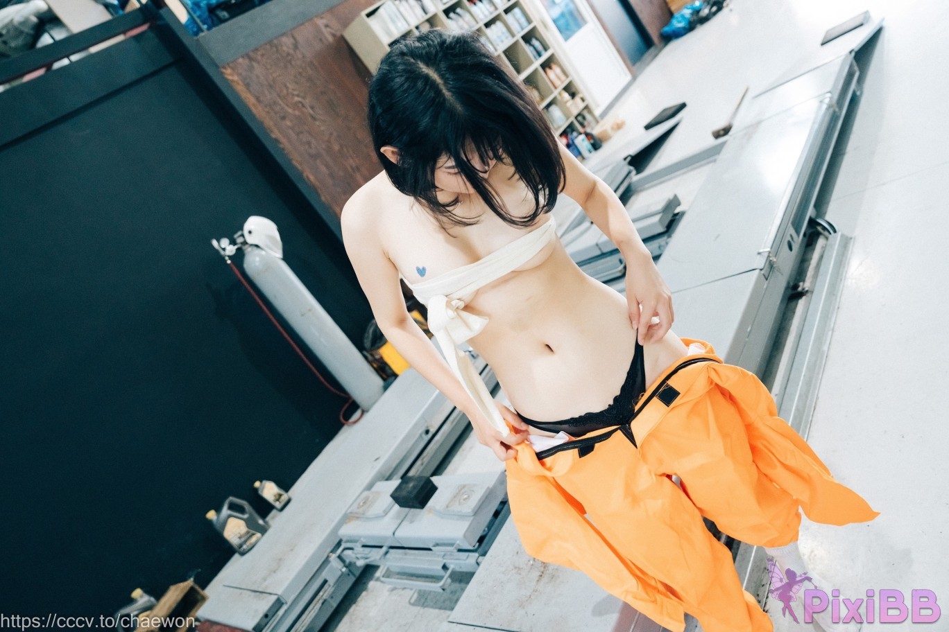 Loozy Zia Garage Girl PixiBB.COM 055