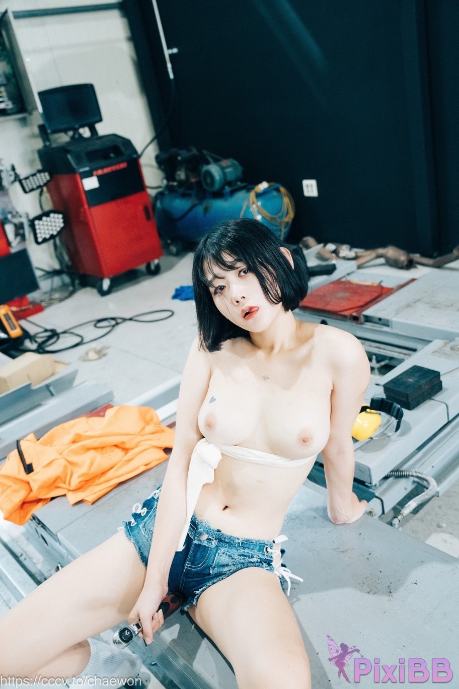 Loozy Zia Garage Girl PixiBB.COM 067