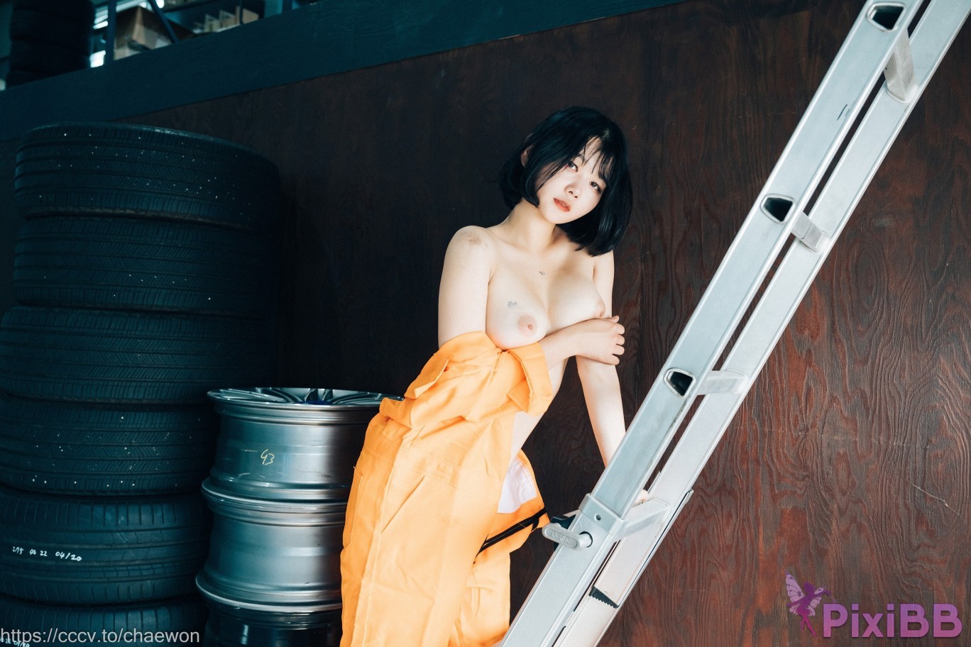 Loozy Zia Garage Girl PixiBB.COM 114