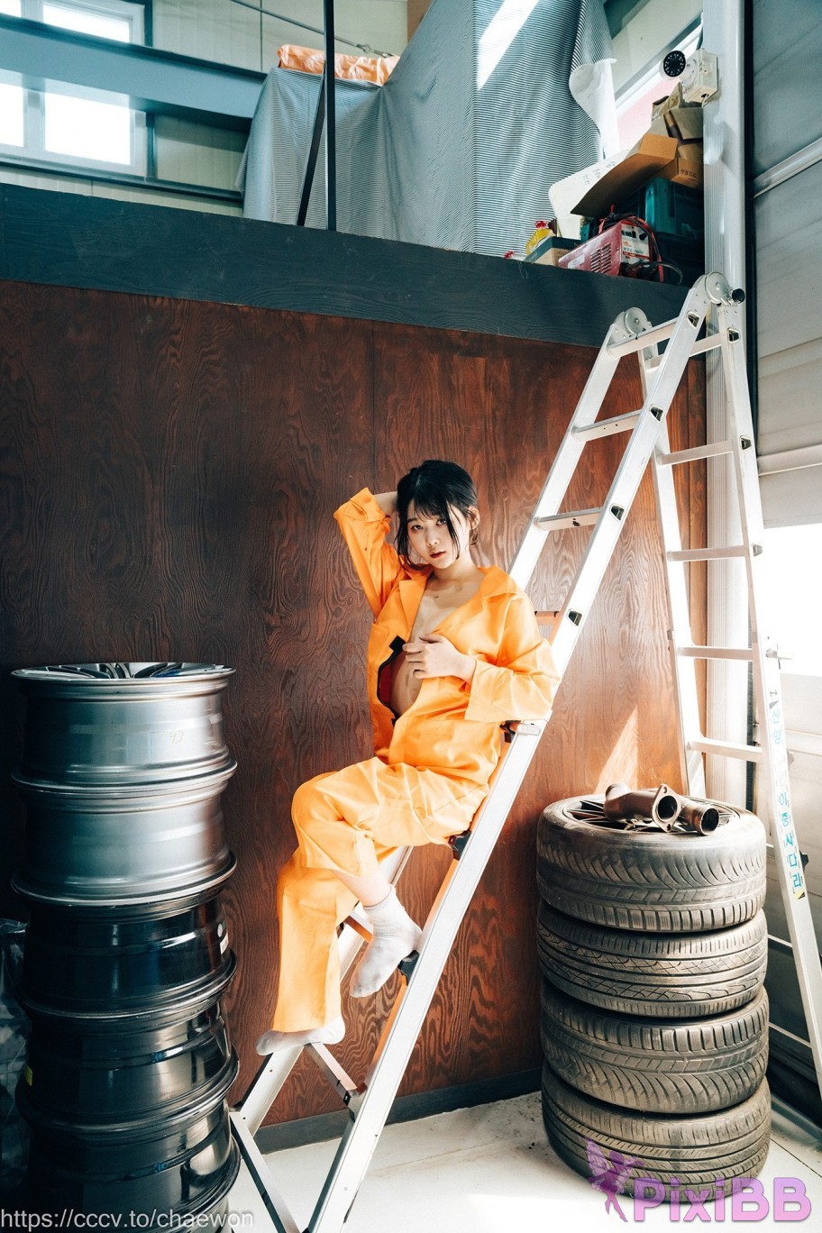 Loozy Zia Garage Girl PixiBB.COM 124