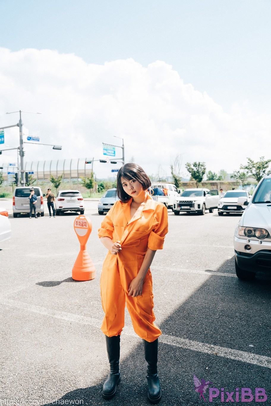 Loozy Zia Garage Girl PixiBB.COM 126