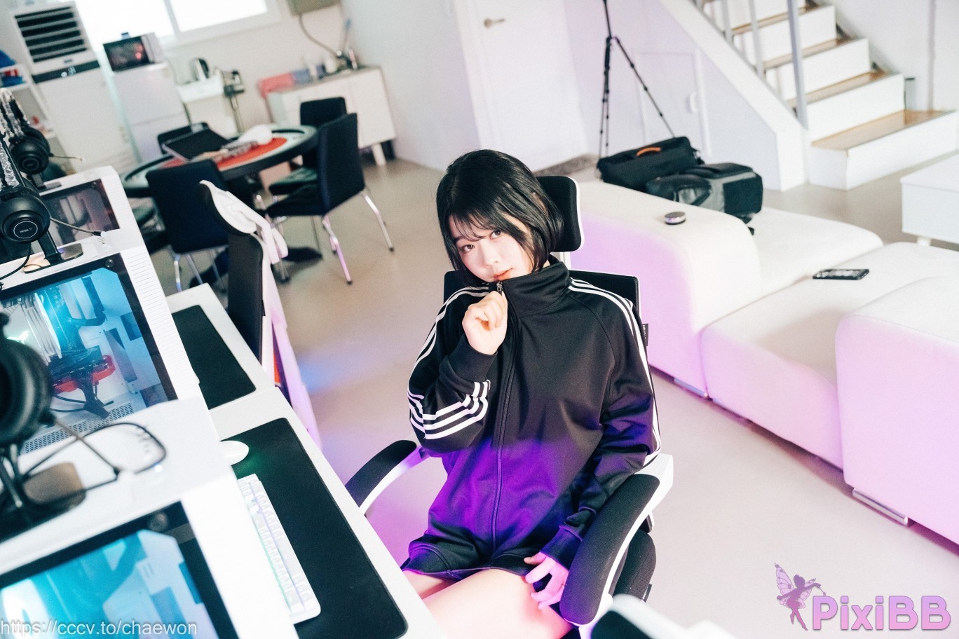 Loozy Zia PC Room With SP PixiBB.COM 004