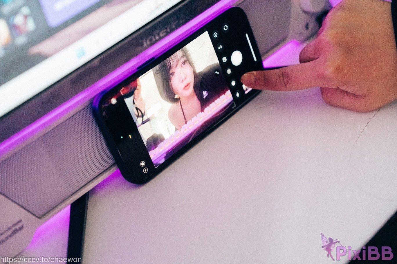 Loozy Zia PC Room With SP PixiBB.COM 041