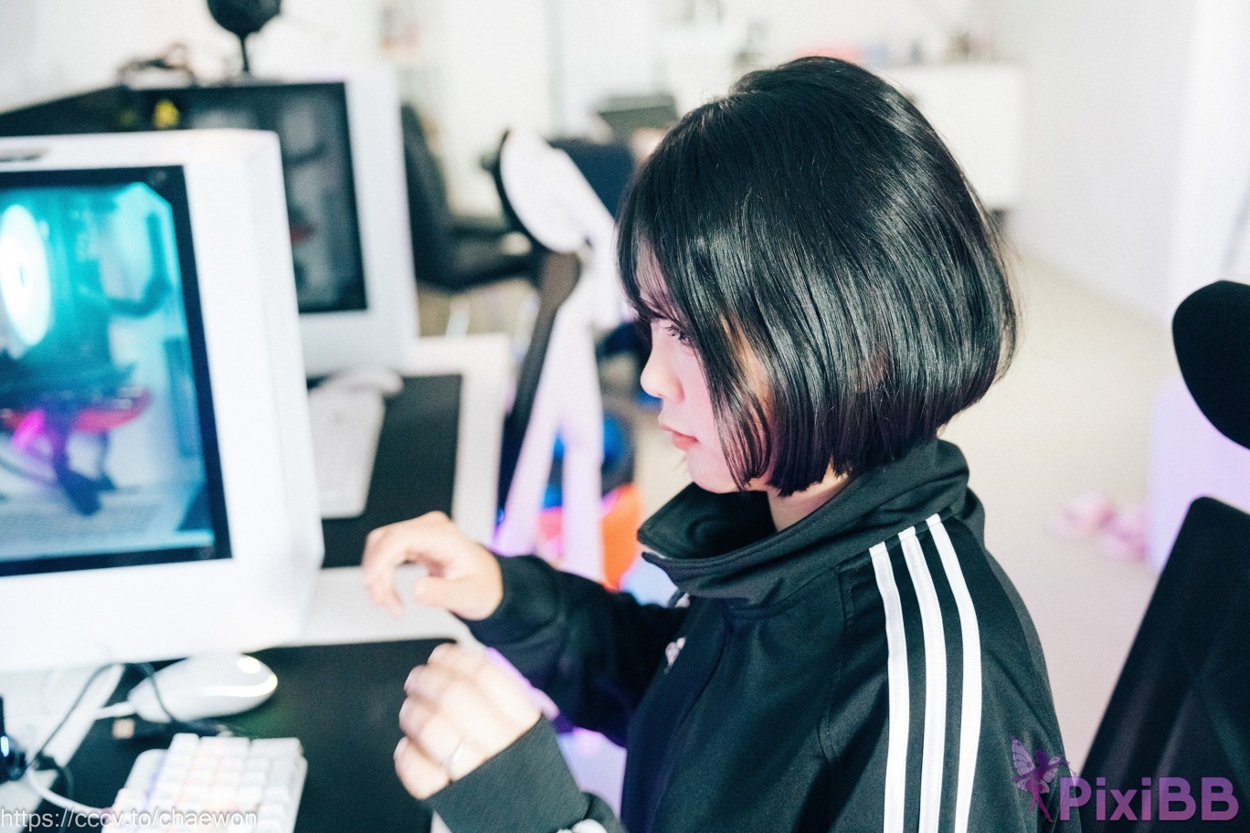 Loozy Zia PC Room With SP PixiBB.COM 048