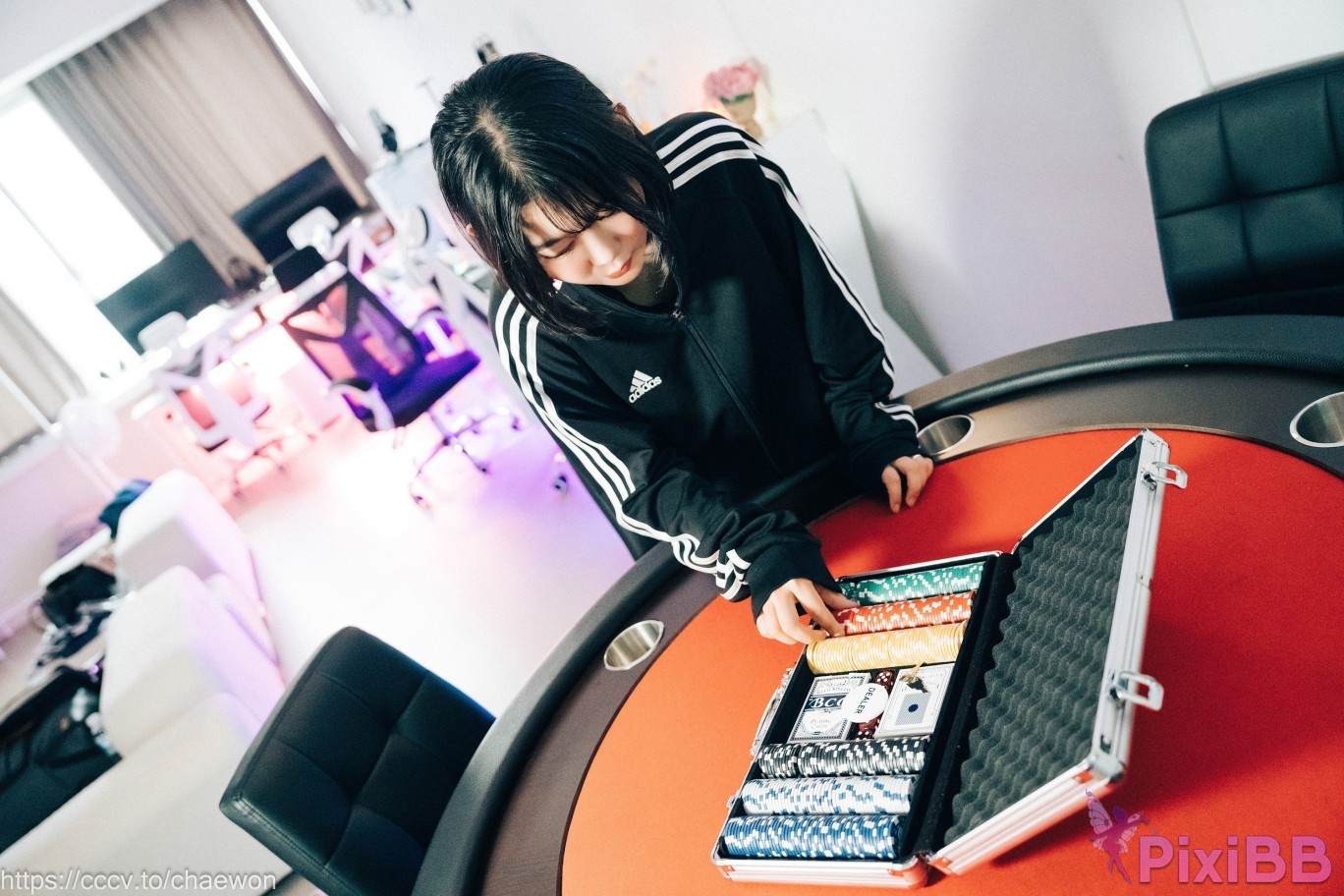 Loozy Zia PC Room With SP PixiBB.COM 051