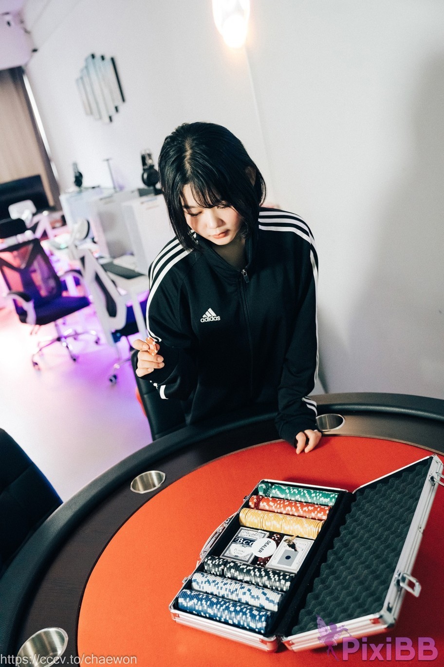 Loozy Zia PC Room With SP PixiBB.COM 054