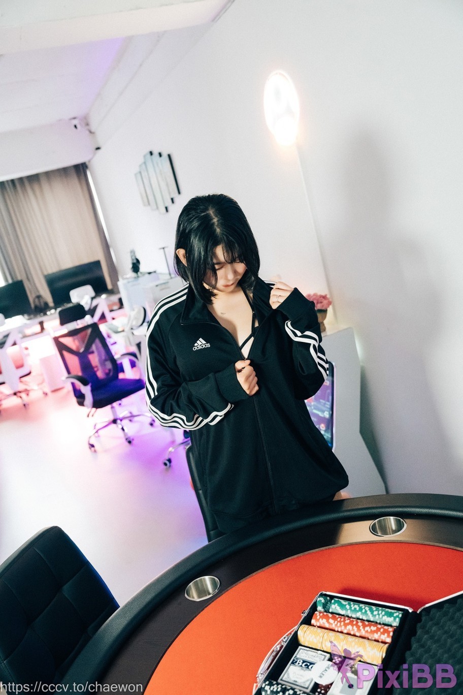 Loozy Zia PC Room With SP PixiBB.COM 055